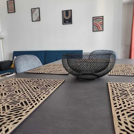 Apartment Laya *